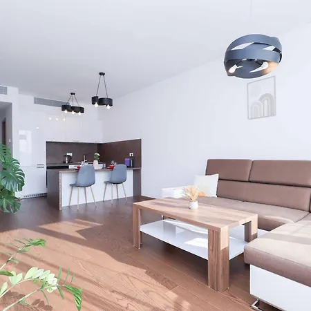 Apartament Skypark Tower 3- Free Parking And Views *