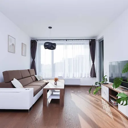 Apartament Skypark Tower 3- Free Parking And Views Bratysława