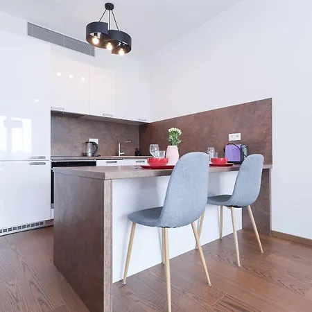 Skypark Tower 3- Free Parking And Views Apartamento *