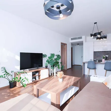 Skypark Tower 3- Free Parking And Views Bratislava