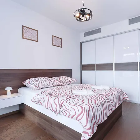 Skypark Tower 3- Free Parking And Views Apartament *