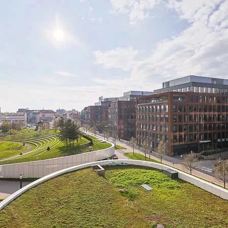 Skypark Tower 3- Free Parking And Views * 브라티슬라바