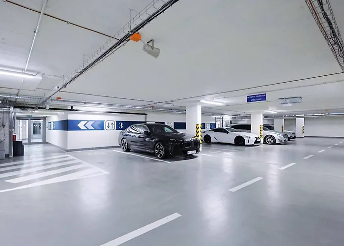 Skypark Tower 3- Free Parking And Views شقة براتسيلافا