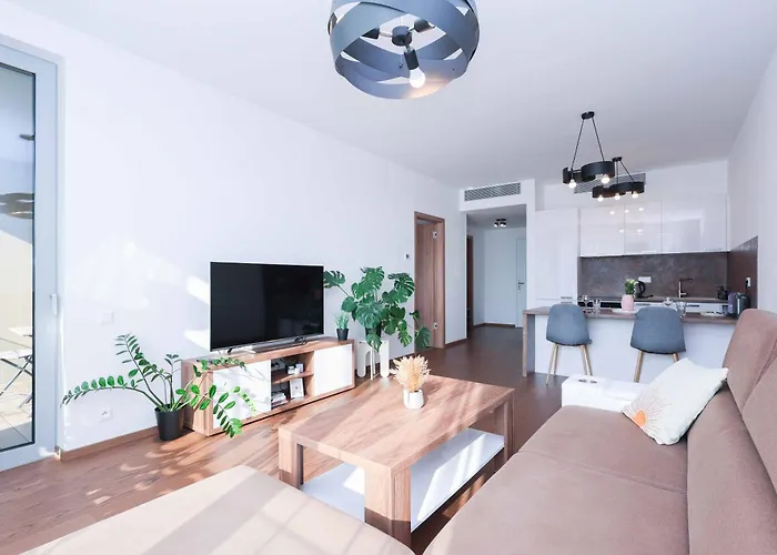 Skypark Tower 3- Free Parking And Views براتسيلافا