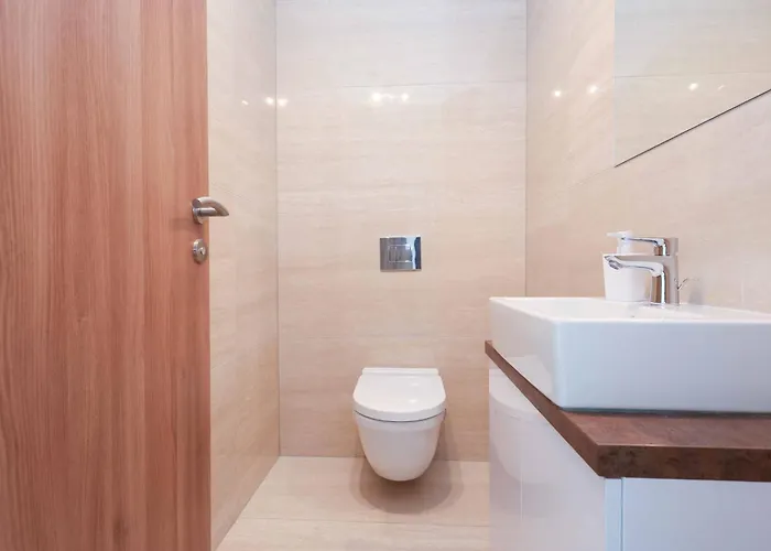 Skypark Tower 3- Free Parking And Views براتسيلافا